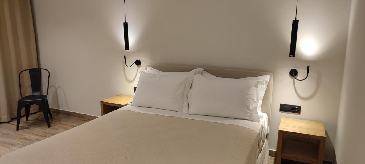 Mary Hotel Liménas Eksteriør bilde