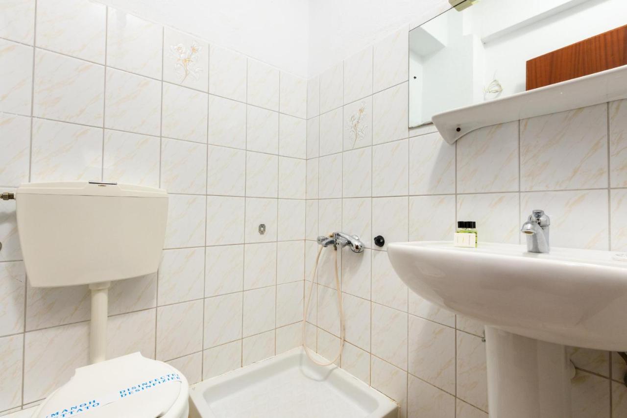 Mary Hotel Liménas Eksteriør bilde